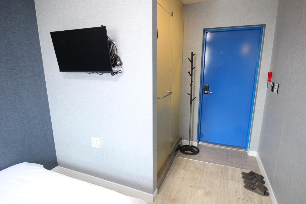 Hotel Golden Park Myeongdong Seoul Exterior photo