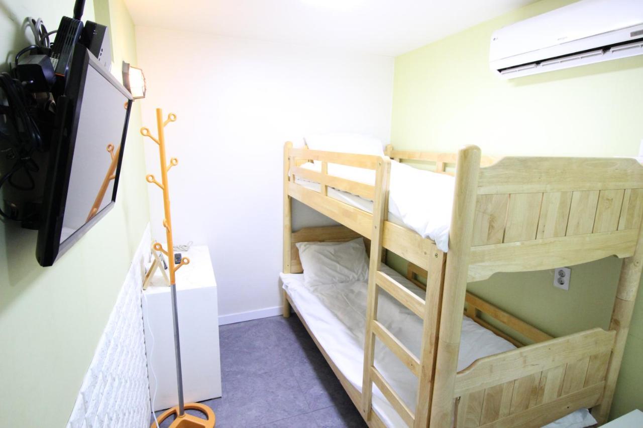 Hotel Golden Park Myeongdong Seoul Exterior photo
